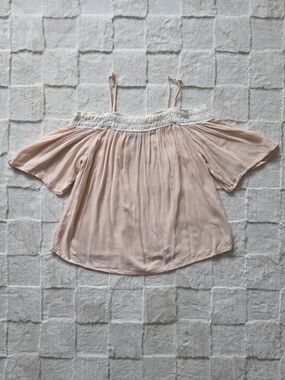 Forever 21 Blush Pink Flowy Off-Shoulder Lace-Trim Camisole